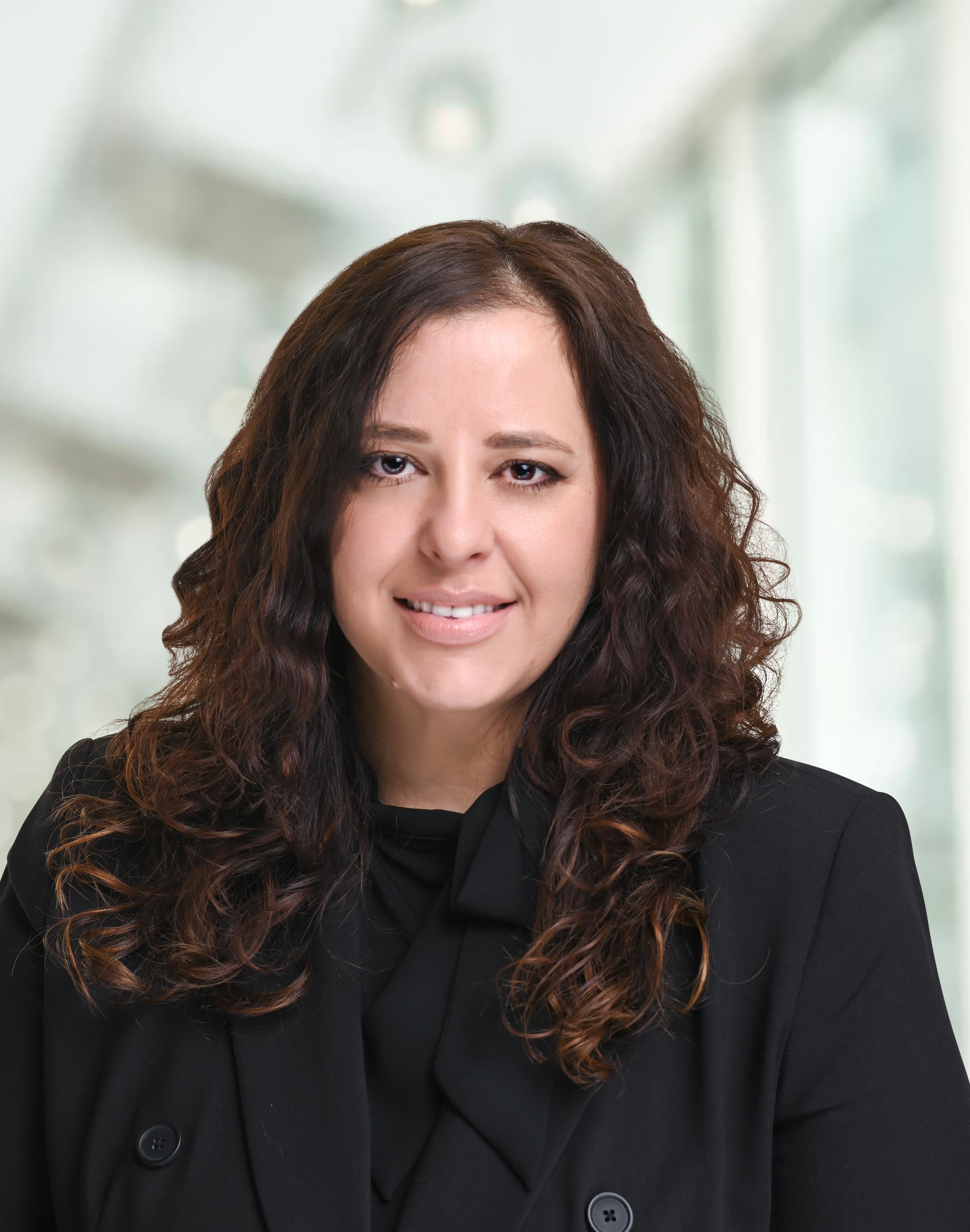 Veronica Cuevas headshot